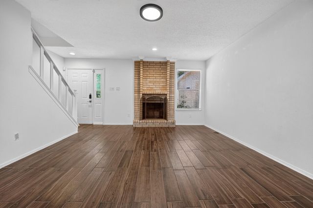 8400 Jamestown DR 512, Austin, TX 78758