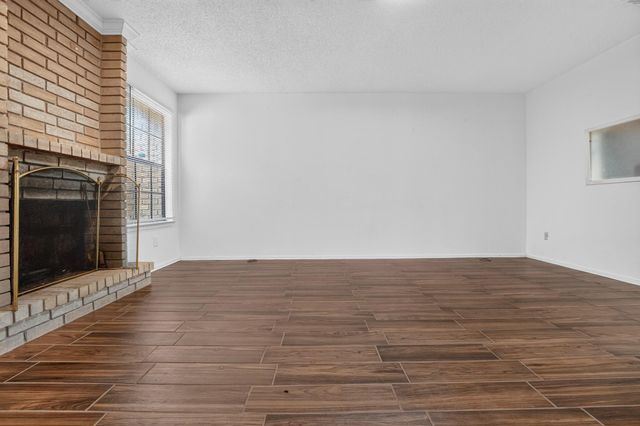 8400 Jamestown DR 512, Austin, TX 78758