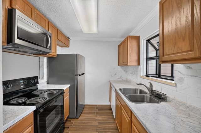 8400 Jamestown DR 512, Austin, TX 78758