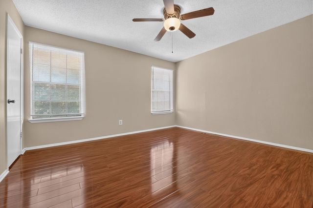 8400 Jamestown DR 512, Austin, TX 78758
