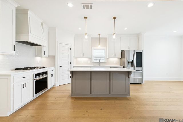 17338 Saw Grass Trail Ave, Prairieville, LA 70769