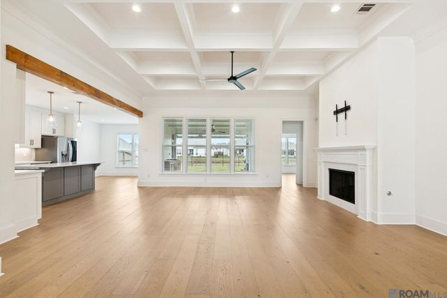 17338 Saw Grass Trail Ave, Prairieville, LA 70769