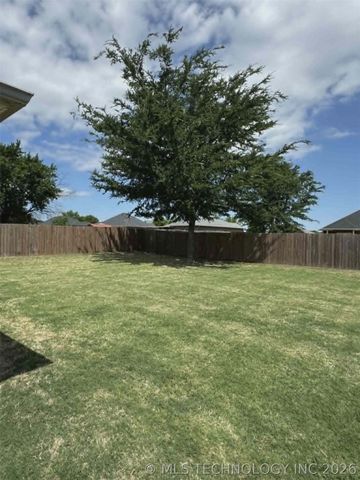502 Brentain Lane, Madill, OK 73446