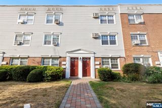 25B Hastings B, Rutherford, NJ 07070