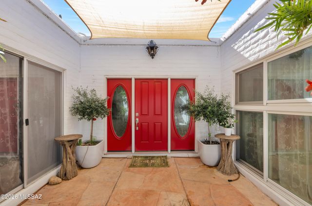 731 W Las Lomitas Road, Tucson, AZ 85704