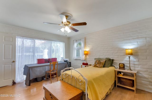 731 W Las Lomitas Road, Tucson, AZ 85704