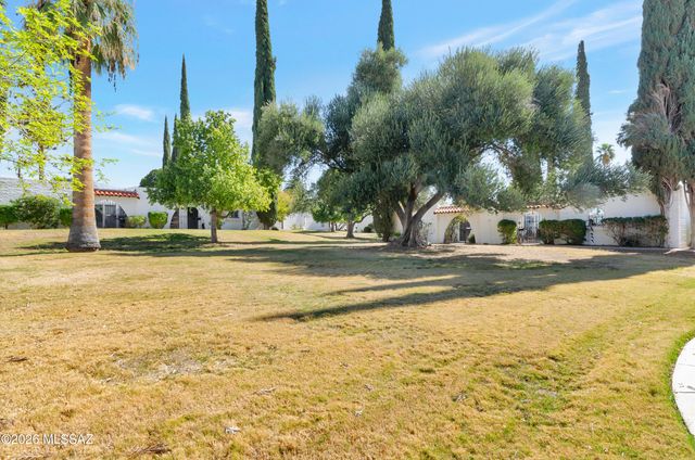 731 W Las Lomitas Road, Tucson, AZ 85704