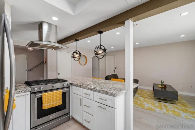 1516 Encino Ave. B, Monrovia, CA 91016