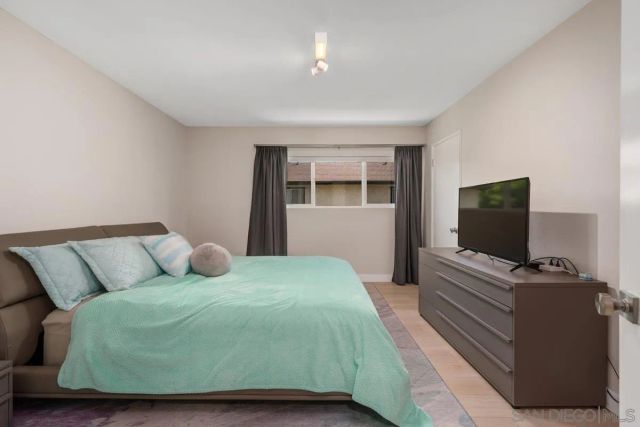 1516 Encino Ave. B, Monrovia, CA 91016