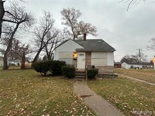 6718 Grandville Avenue, Detroit, MI 48228