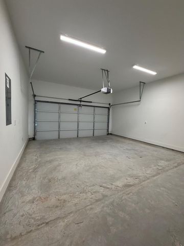 6733 Peerless Street, Houston, TX 77021