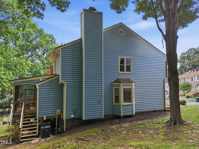 6624 English Ivy Lane, Raleigh, NC 27615