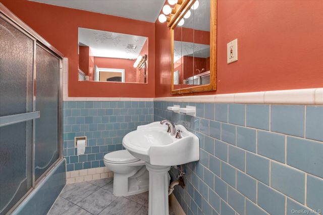 20 Francine Drive N, Massapequa, NY 11758