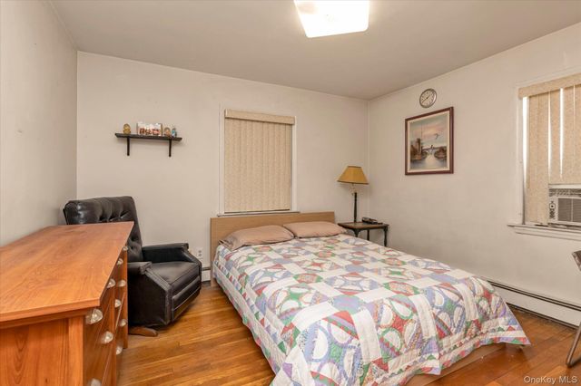 20 Francine Drive N, Massapequa, NY 11758