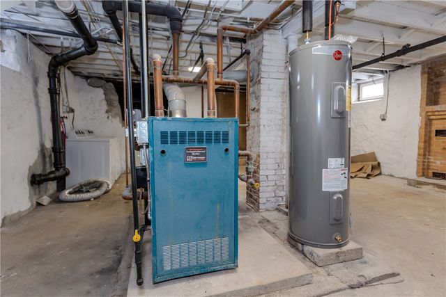 8 Lenox Avenue, West Warwick, RI 02893