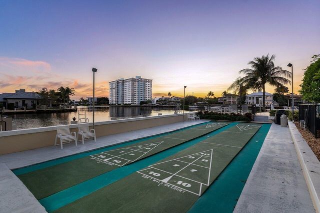 400 Seasage Drive 804, Delray Beach, FL 33483