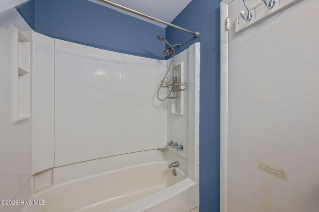 105 E Sherwood Drive, Havelock, NC 28532