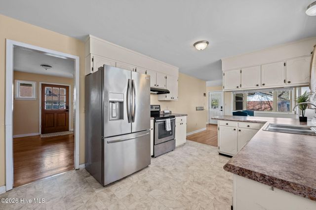 105 E Sherwood Drive, Havelock, NC 28532