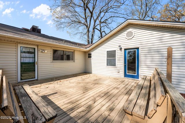 105 E Sherwood Drive, Havelock, NC 28532