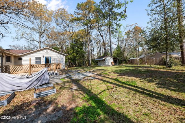 105 E Sherwood Drive, Havelock, NC 28532