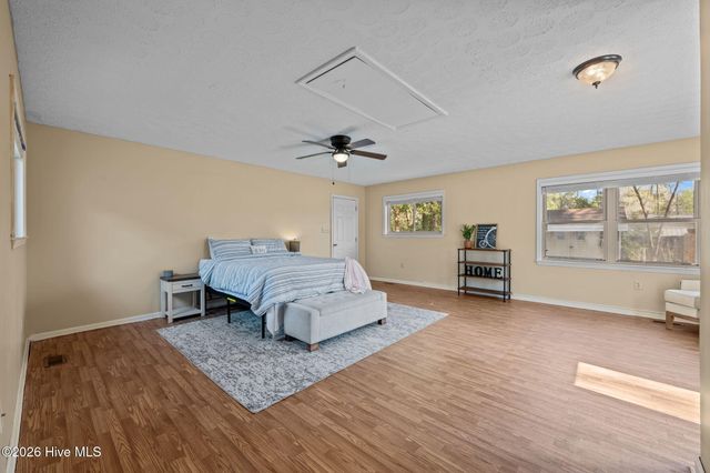 105 E Sherwood Drive, Havelock, NC 28532