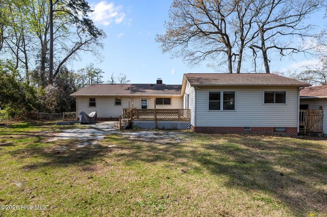 105 E Sherwood Drive, Havelock, NC 28532