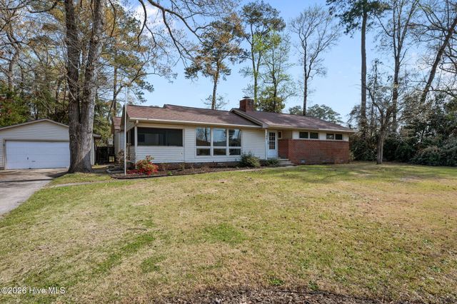 105 E Sherwood Drive, Havelock, NC 28532