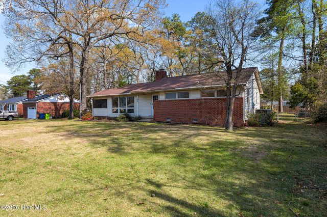 105 E Sherwood Drive, Havelock, NC 28532