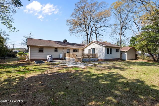 105 E Sherwood Drive, Havelock, NC 28532