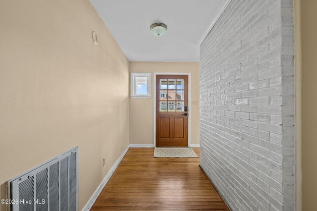 105 E Sherwood Drive, Havelock, NC 28532