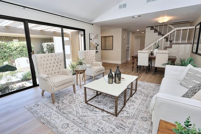 2058 Promontory Point Ln, Gold River, CA 95670
