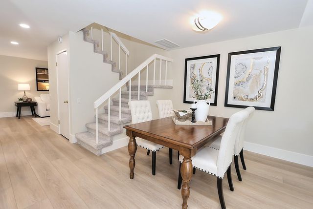 2058 Promontory Point Ln, Gold River, CA 95670