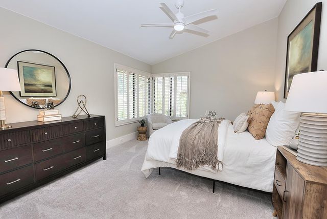 2058 Promontory Point Ln, Gold River, CA 95670