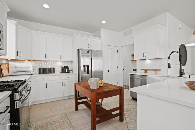 12613 MIDDLESBROUGH Avenue, Horizon City, TX 79928