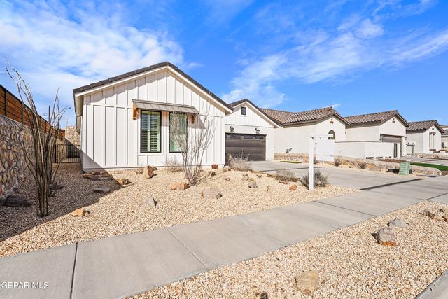 12613 MIDDLESBROUGH Avenue, Horizon City, TX 79928