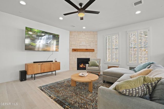 12613 MIDDLESBROUGH Avenue, Horizon City, TX 79928