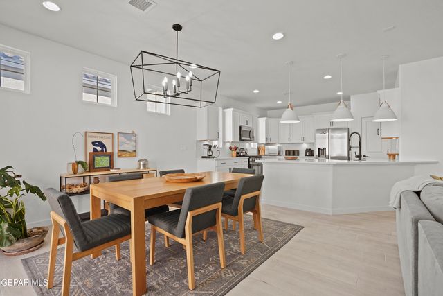 12613 MIDDLESBROUGH Avenue, Horizon City, TX 79928