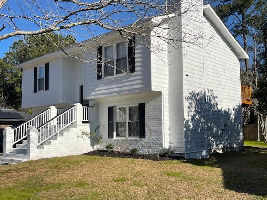 228 Mohican Circle, Summerville, SC 29483