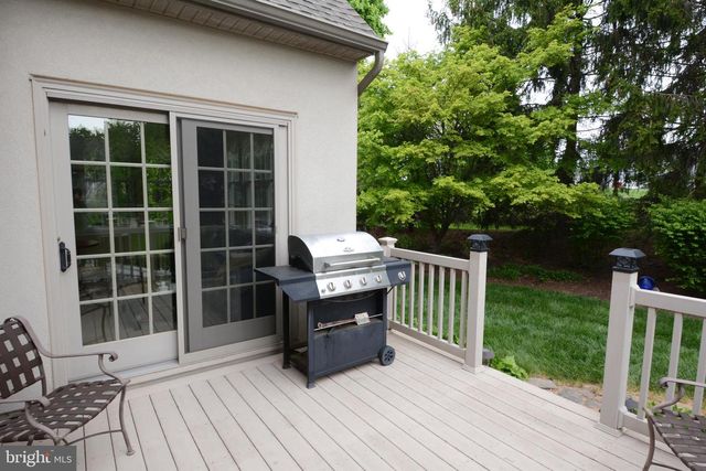 271 COUNTRY CLUB DR, Telford, PA 18969