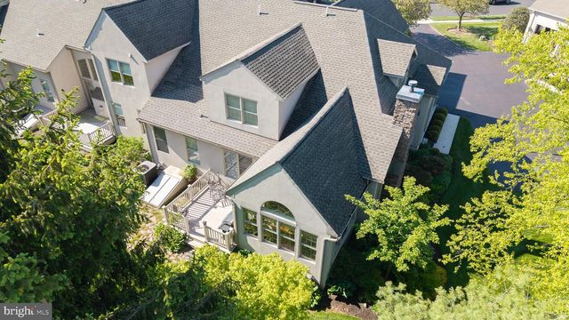271 COUNTRY CLUB DR, Telford, PA 18969