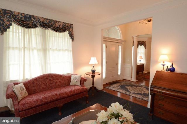 271 COUNTRY CLUB DR, Telford, PA 18969