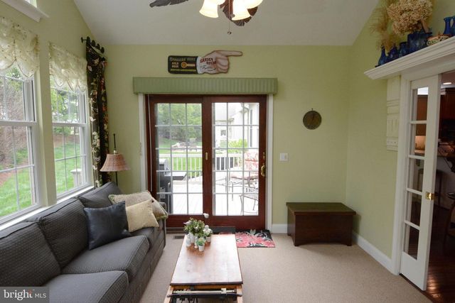 271 COUNTRY CLUB DR, Telford, PA 18969