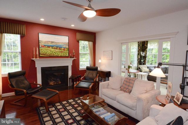 271 COUNTRY CLUB DR, Telford, PA 18969