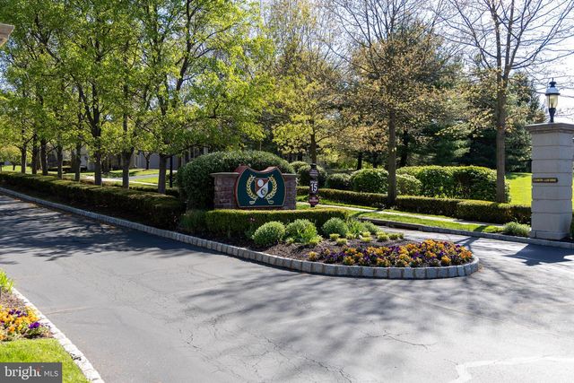 271 COUNTRY CLUB DR, Telford, PA 18969