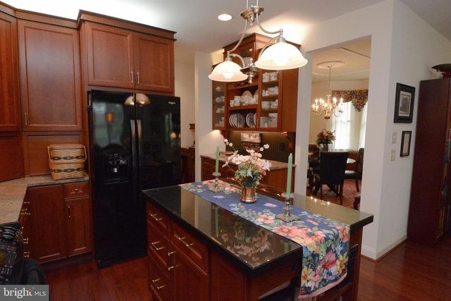 271 COUNTRY CLUB DR, Telford, PA 18969