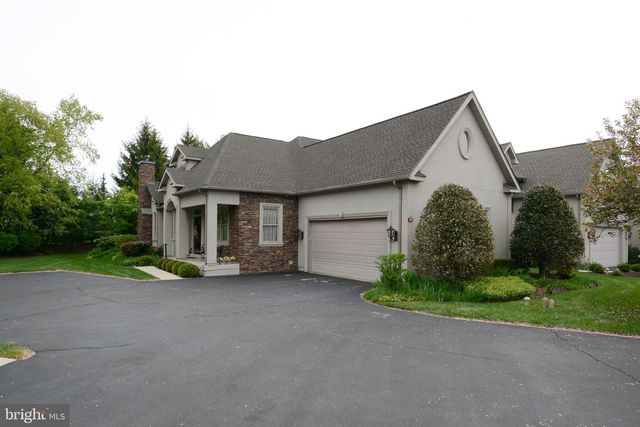271 COUNTRY CLUB DR, Telford, PA 18969