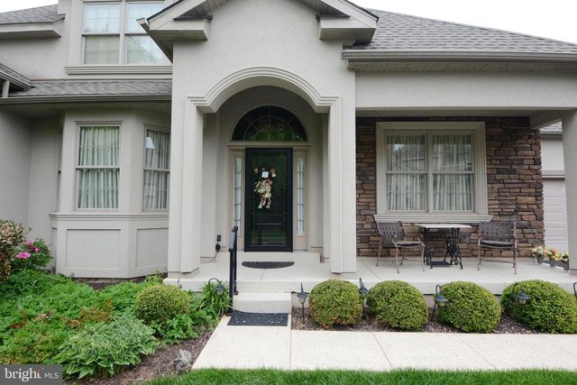 271 COUNTRY CLUB DR, Telford, PA 18969