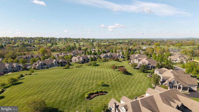 271 COUNTRY CLUB DR, Telford, PA 18969