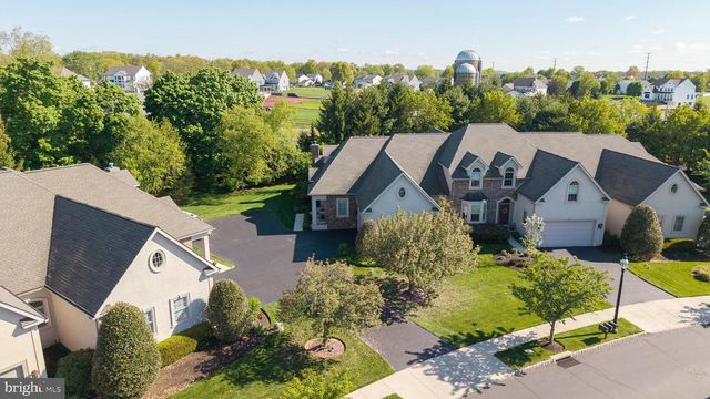 271 COUNTRY CLUB DR, Telford, PA 18969