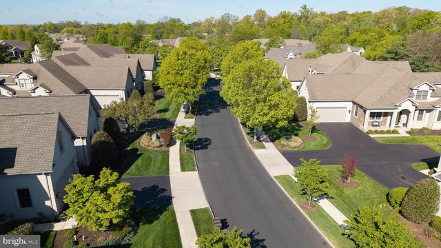 271 COUNTRY CLUB DR, Telford, PA 18969